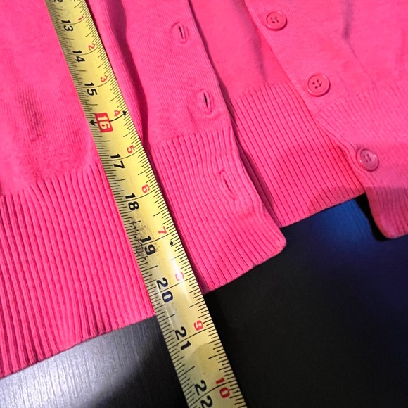 Gap Pink Cardigan with 3/4 Sleeves, Adult Size M - Picture 13 of 15